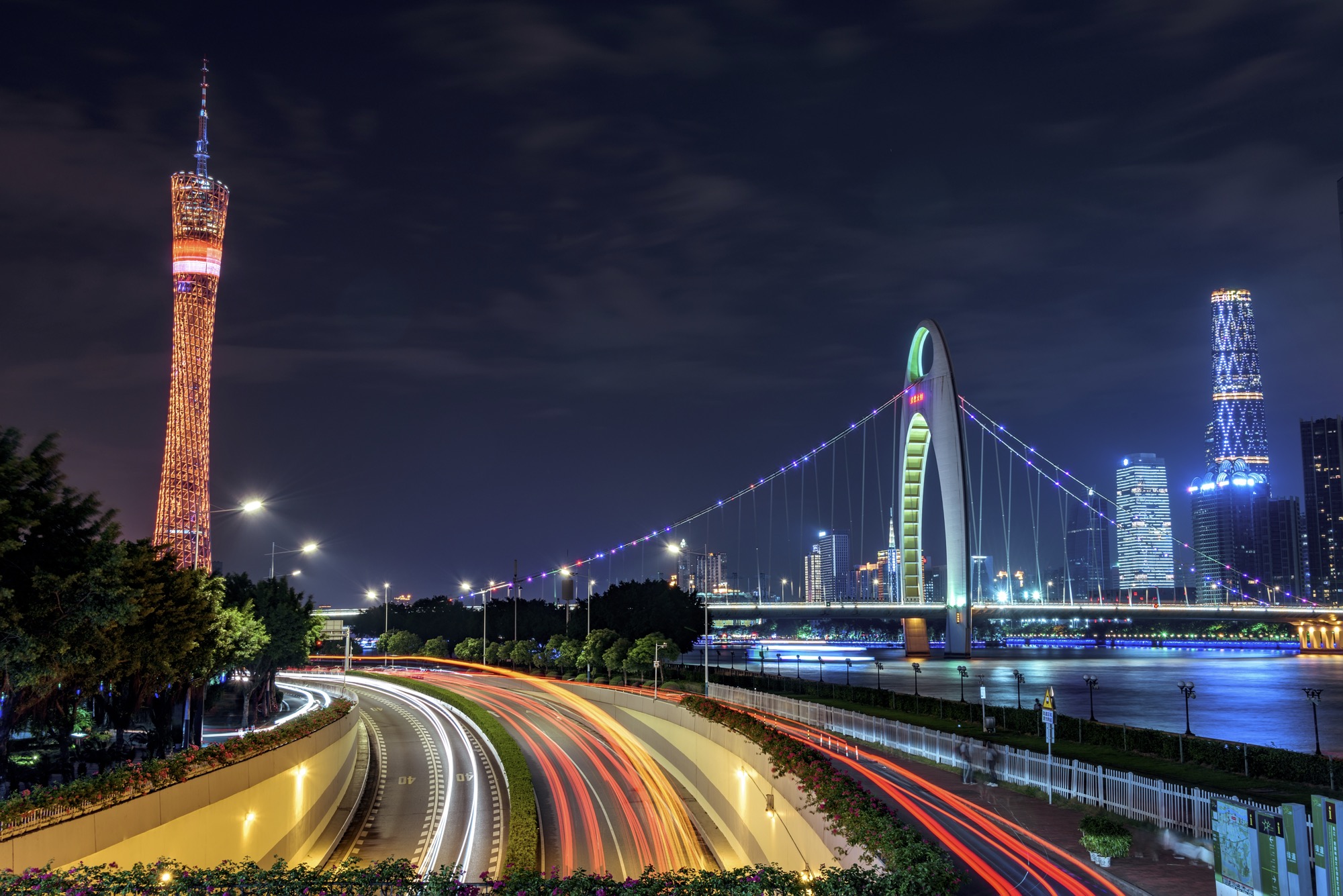 6D Explore Greater China (HKG SZX CAN )century